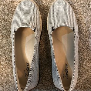 dsw trotters